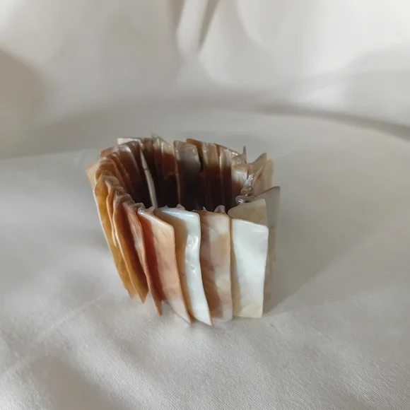 Abalone Shell Bracelet* - Picture 1 of 7